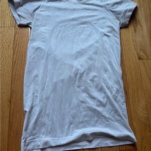 lululemon white swiftly tech size 4